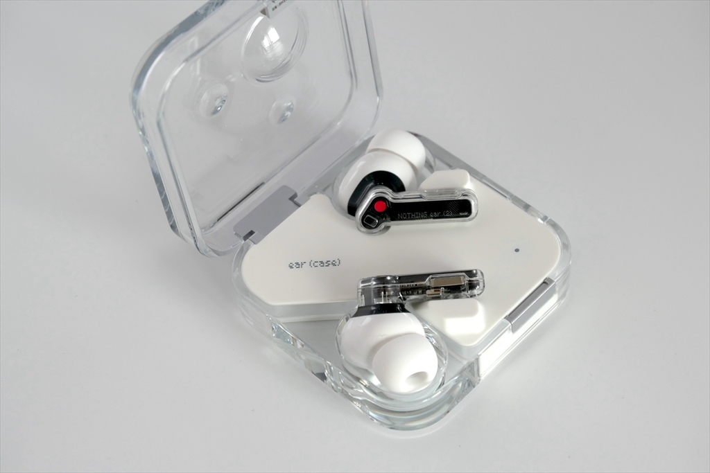 ASCII.jp：斬新なデザインはそのままに、音質が大きく向上したNothing