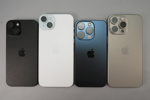 ASCII.jp：軽さは正義「iPhone 15 Pro Max」チタニウムの質感が魅力