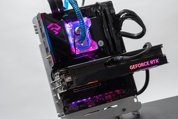 ASCII.jp：アキバスタッフが認めた多機能の割には高コスパな「Z790