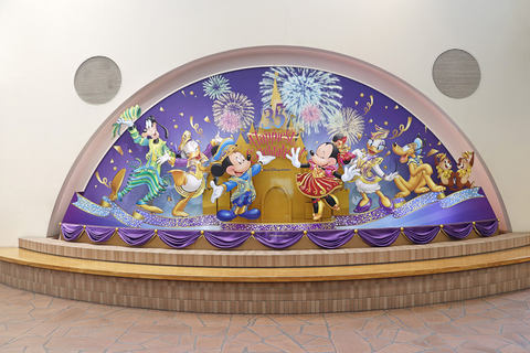 ディズニーホテルにも東京ディズニーリゾート開園35周年を祝う特別