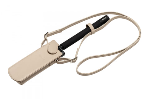 リコー、360度カメラ「THETA」をスマホ背面に取り付ける専用ホルダー