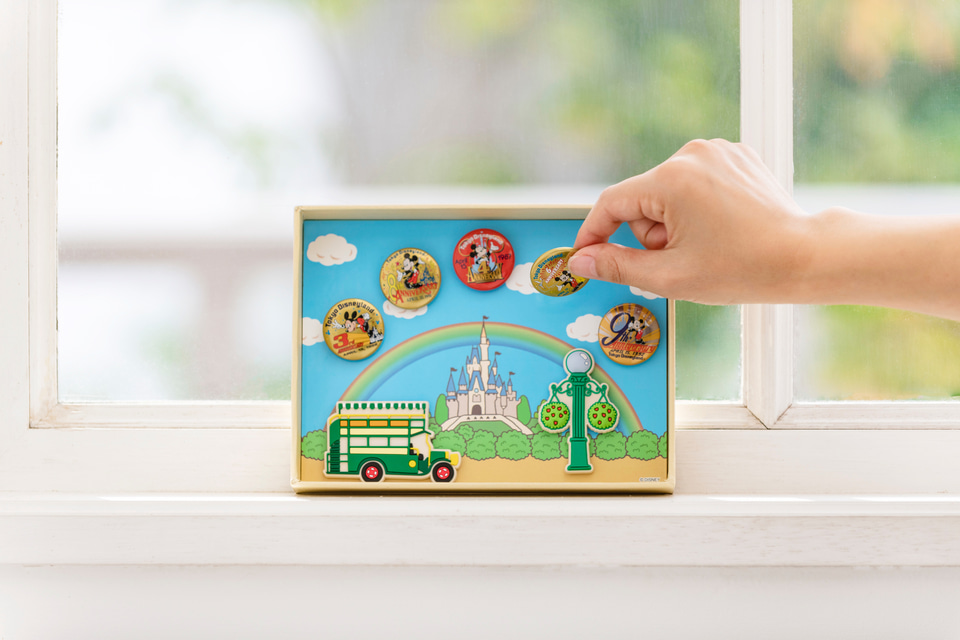 ディズニー、3か月連続でスペシャルグッズが届く「ショーケース・オブ