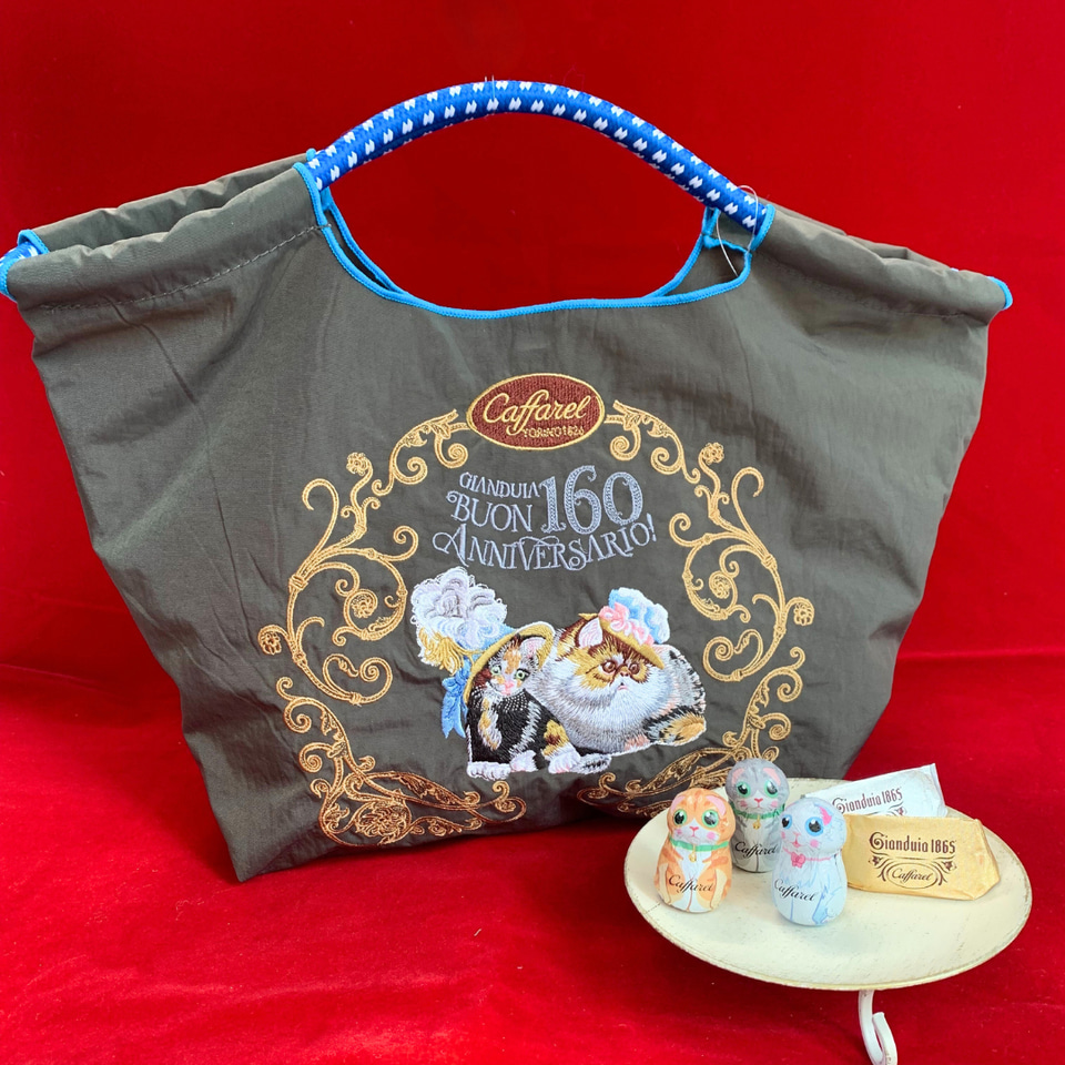 カファレル×Ball＆Chain、バレンタイン限定コラボバッグ。猫と160周年
