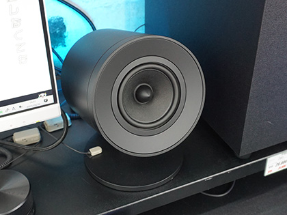 Razerのゲーミングスピーカー「Nommo V2 Pro」が発売、ワイヤレス対応