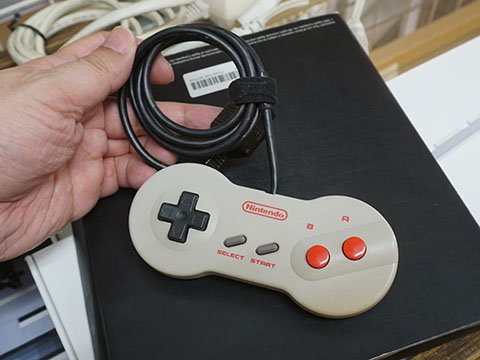 NEWファミコン”コントローラーをUSBゲームパッド化する改造基板が入荷