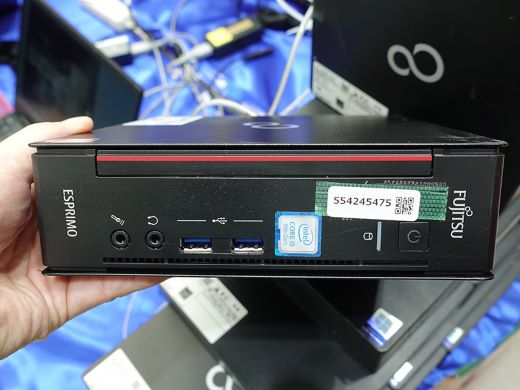 第9世代Core搭載の富士通ミニPC「ESPRIMO Q558/B」が22,800円！中古PC