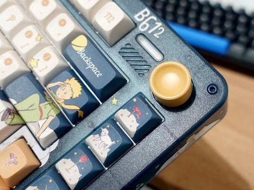 星の王子さま × IQUNIXコラボの有線/無線キーボードが2製品、Little