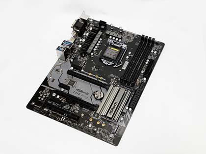 安くてOCもこなすASRockのCoffee Lake-Sマザー「Z370 Pro4」の性能を