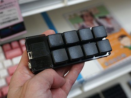 キー8個の超小型ワイヤレスキーボード自作キット「AZ-Macro」 - AKIBA