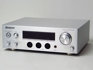 レビュー】ヘッドフォンアンプなのに8ch DAC×2基。バランス/音質設定も