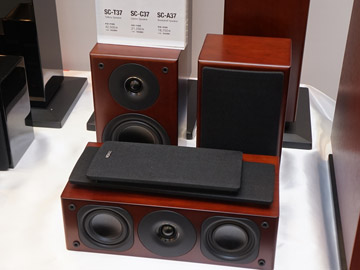 デノン、同社初のDolby Atmosイネーブルドも含むシアタースピーカー