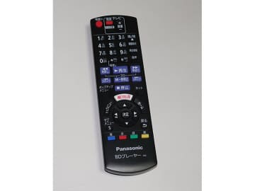 ミニレビュー】リモコンを変えるだけでUHD BDプレーヤーの満足度が大幅