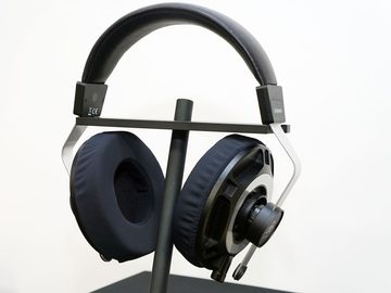 空気の層を使う、finalの新平面磁界型ヘッドフォンはどんな音? “伝説の