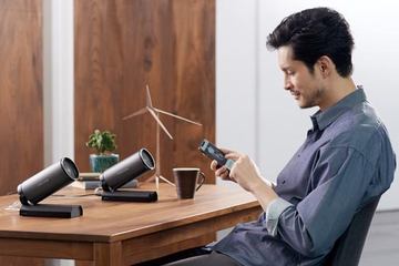 USB DACやアンプ搭載した真空エンクロージャーの「VECLOS」スピーカー