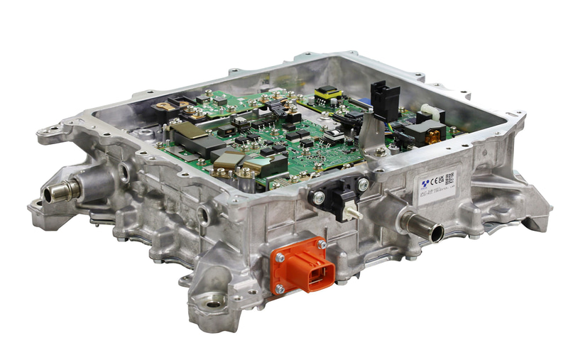 豊田自動織機、新型バッテリEV「bZ4X」に搭載する車載充電器とDC-DC