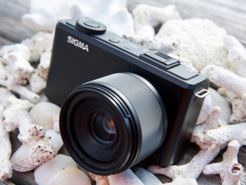 新製品レビュー：SIGMA DP3 Merrill - デジカメ Watch Watch