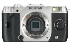 ペンタックス、1/1.7型センサー搭載の上位モデル「PENTAX Q7