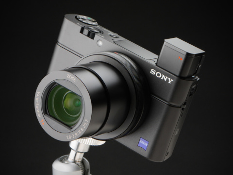 新製品レビュー：ソニーサイバーショットRX100 III - デジカメ Watch Watch