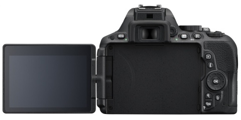 ニコン、バリアングル式モニターで最小最軽量の「D5500」を海外発表