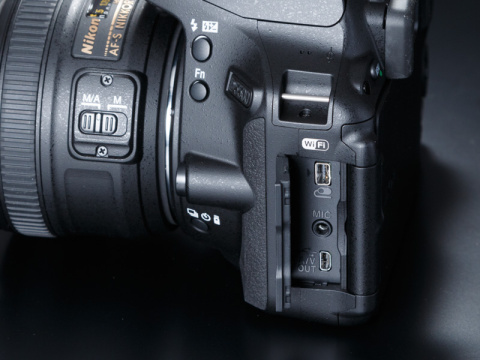 新製品レビュー：ニコンD5500（外観・機能編） - デジカメ Watch Watch