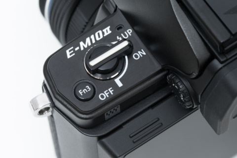 新製品レビュー：OLYMPUS OM-D E-M10 Mark II（外観・機能編