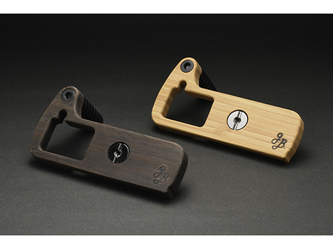 木材を採用したFUJIFILM X-T2専用グリップ - デジカメ Watch