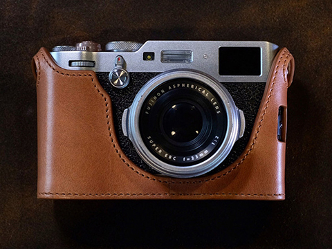 ミラーレスカメラFUJIFILM X-Pro2/X100F用のカメラケース - デジカメ Watch