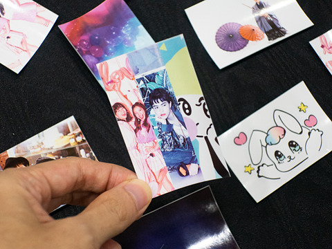 キヤノン、裏面シール紙の小型プリンター「iNSPiC」 - デジカメ Watch