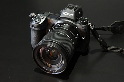 触ってきました「ニコン Z 7」 - デジカメ Watch