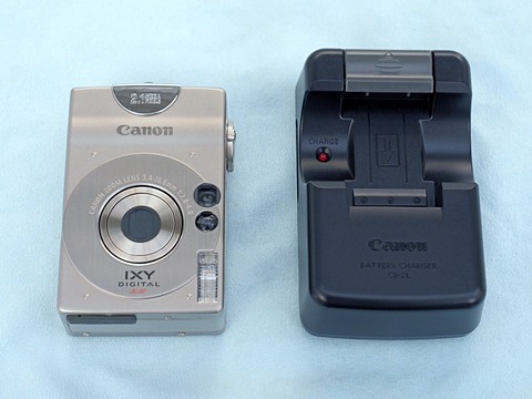 オールドデジカメの凱旋：キヤノンIXY DIGITAL（2000年発売