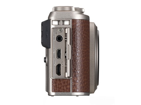 APS-Cコンパクトの最新モデル「FUJIFILM XF10」 - デジカメ Watch