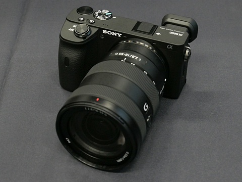 ソニー、ボディ内手ブレ補正搭載のAPS-Cミラーレス「α6600