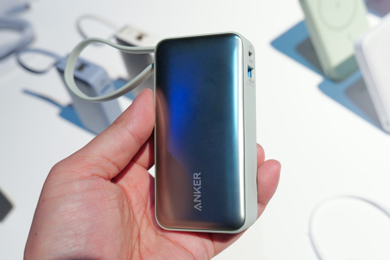 Anker、モバイルバッテリー「Power Bank」にUSB Type-Cケーブル内蔵