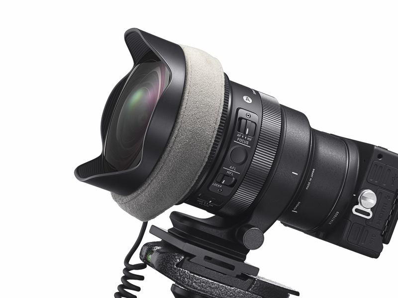 シグマ、開放F1.4のフルサイズ対角魚眼レンズ「15mm F1.4 DG DN