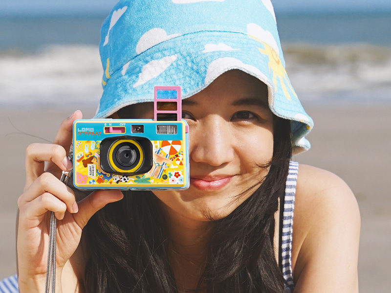 35mmフィルムカメラ「LomoAppart」に“夏の色彩”を纏ったカラフル