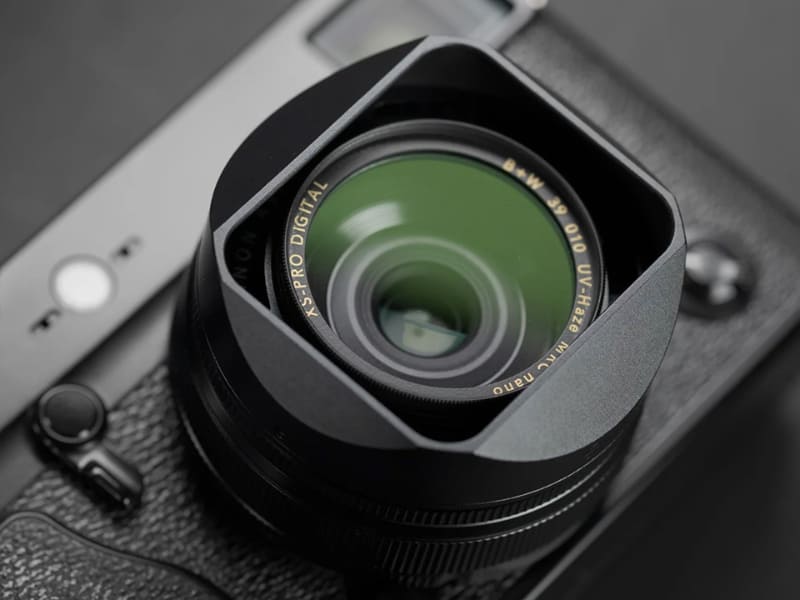 富士フイルム「XF23mmF2.8 R WR」などに対応したアルミ製角型フード