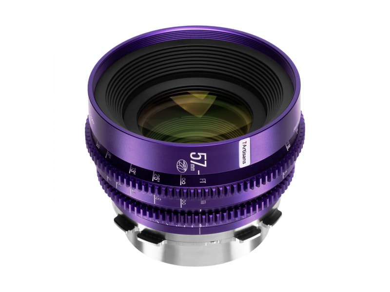 独自の背景描写を生み出す「紫色」の交換レンズ - デジカメ Watch