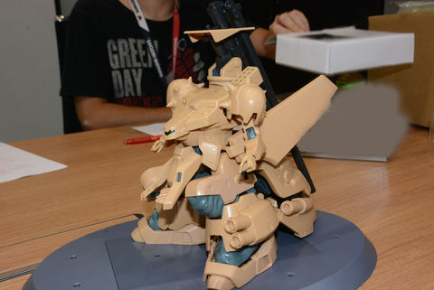 魂インタビュー】商品化の少ない陸戦型重MSをハイクオリティに表現