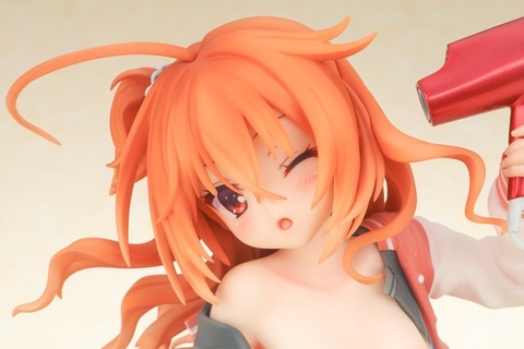 上も下も丸見え！ 「サノバウィッチ」より、ゲーム好きの後輩「因幡