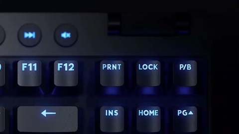 Logitech、ラピッドトリガー対応のゲーミングキーボード「PRO X TKL