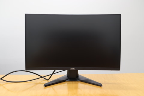 Switch2との相性抜群！ MSI「MAG 242C」を初めてのゲーミングモニター