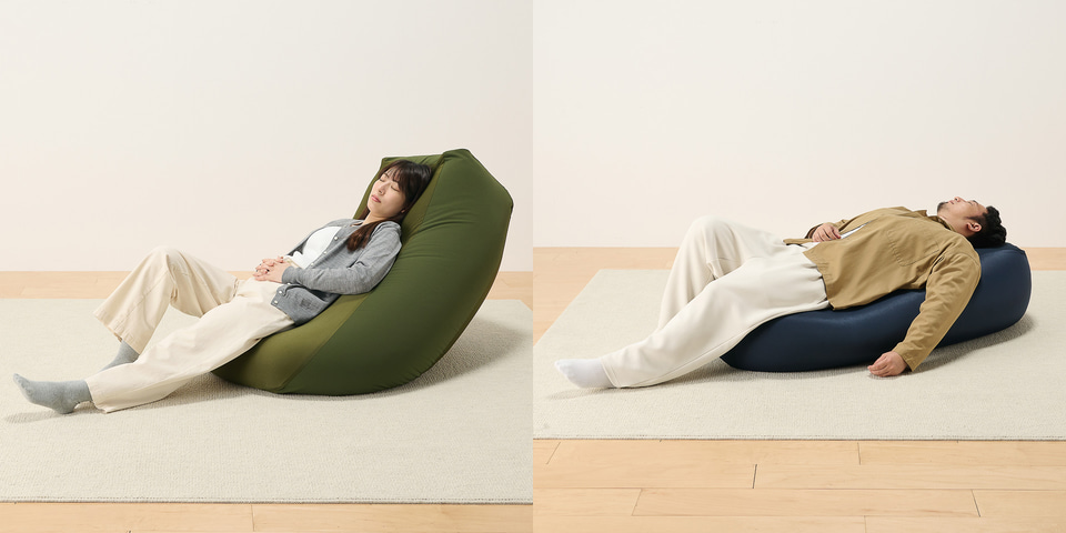 無印良品“人をダメにするソファ”に2人でも使える「体にフィットする