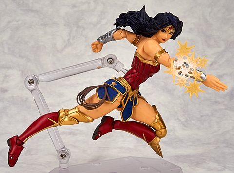 可動ギミックを紹介！ 海洋堂、「アメイジング・ヤマグチ ワンダー