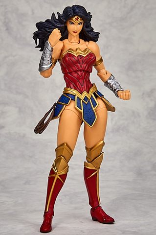 可動ギミックを紹介！ 海洋堂、「アメイジング・ヤマグチ ワンダー