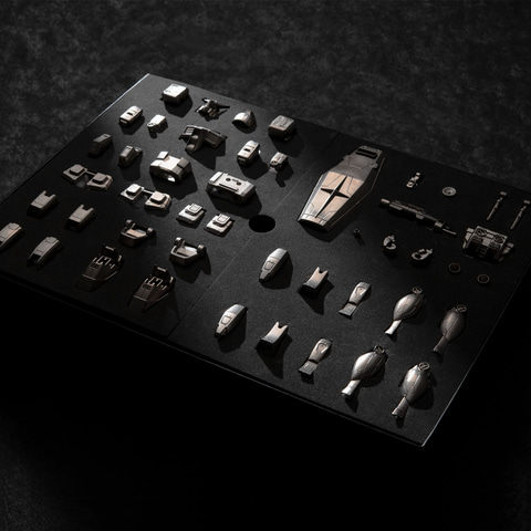 特別企画】ニッパーすら欠けてしまう程に硬いガンダリウム合金を実現