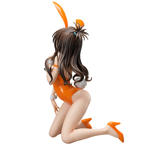 お尻のラインを惜しみなく披露！ 「To LOVEる」より「結城美柑 生足