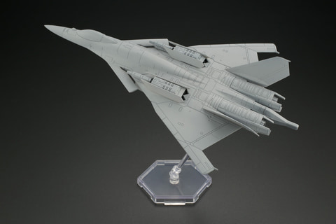 コトブキヤ、「エースコンバット」シリーズ新作プラモ「CFA-44」を発表