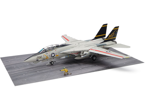 タミヤ、プラモデル「1/48 グラマン F-14A トムキャット 発艦セット