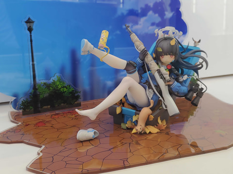 ブルアカ」より白洲アズサの水着姿がフィギュア化！ 可愛らしい霞沢