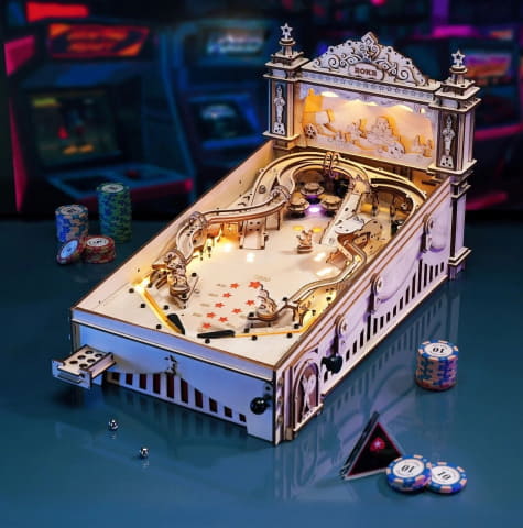 レトロなピンボールマシンを木製パズルで再現！ 3Dウッドパズル「ピン